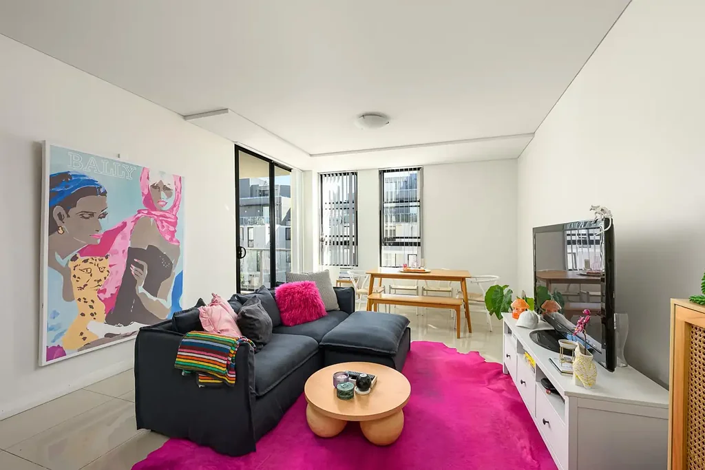 Rosebery 2Zimmer CONTEMPORARY TWO BEDROOM LIVING IN A VIBRANT VILLAGE SETTING