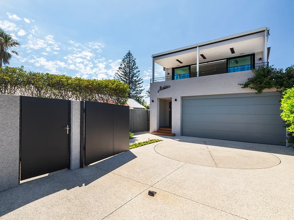 195 Beach Road, Black Rock, VIC 3193