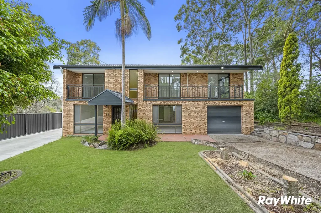 Coastal Living in Sought-After Sunshine Bay