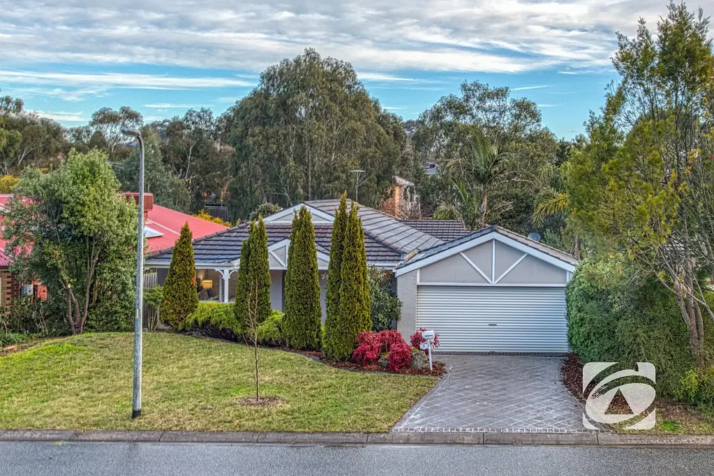 3 Harcourt Way, Berwick, VIC 3806
