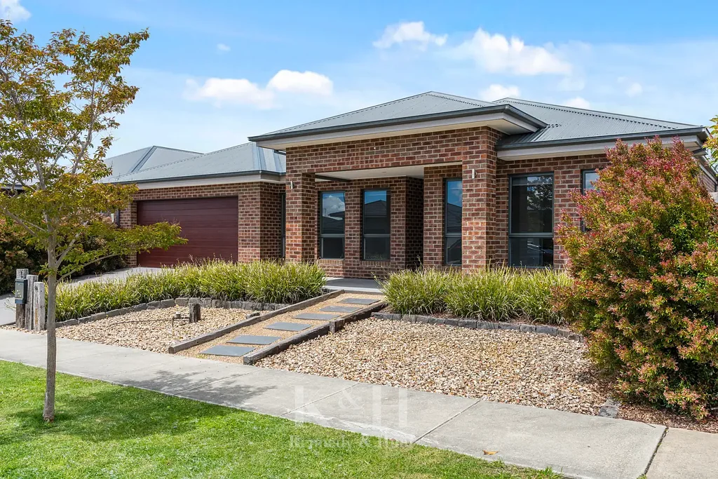 16 Buckland Boulevard, Gisborne, VIC 3437