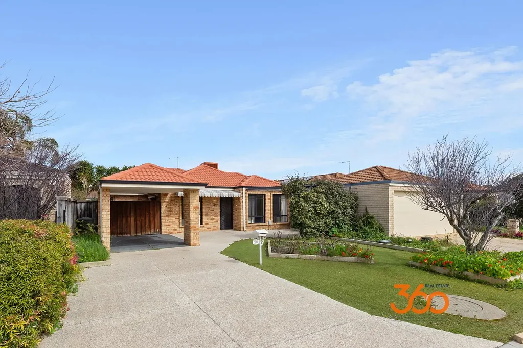 10 Sorrento Turn, Ellenbrook, WA 6069