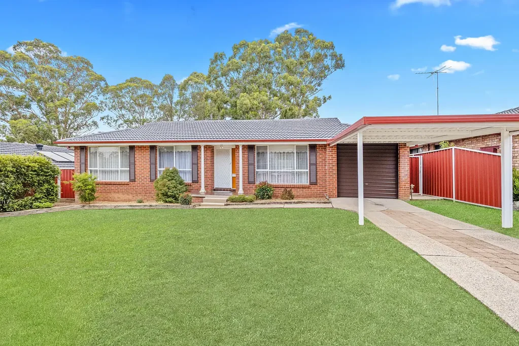 8 Holmegate Crescent, Cranebrook, NSW 2749