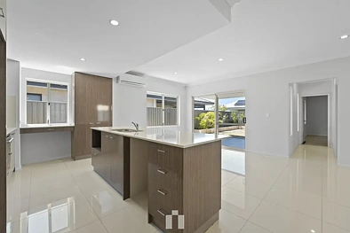 厨房 - 8 Latite Way, Treeby, WA 6164