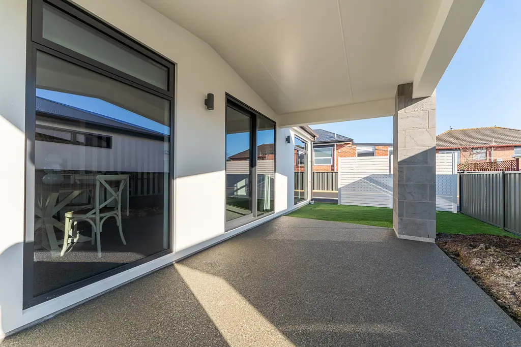 Highfield 2 Slaapkamer Last Chance to Own This Exquisit Townhouse!