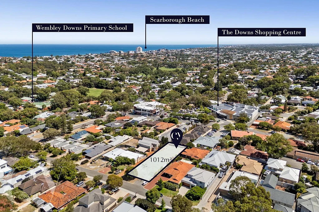 35 Sulman Road, Wembley Downs, WA 6019