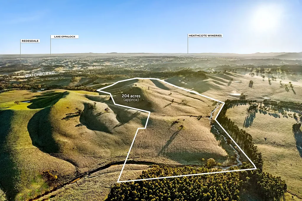 Barfold Rarely Offered Prime Grazing Land With Creek Frontage