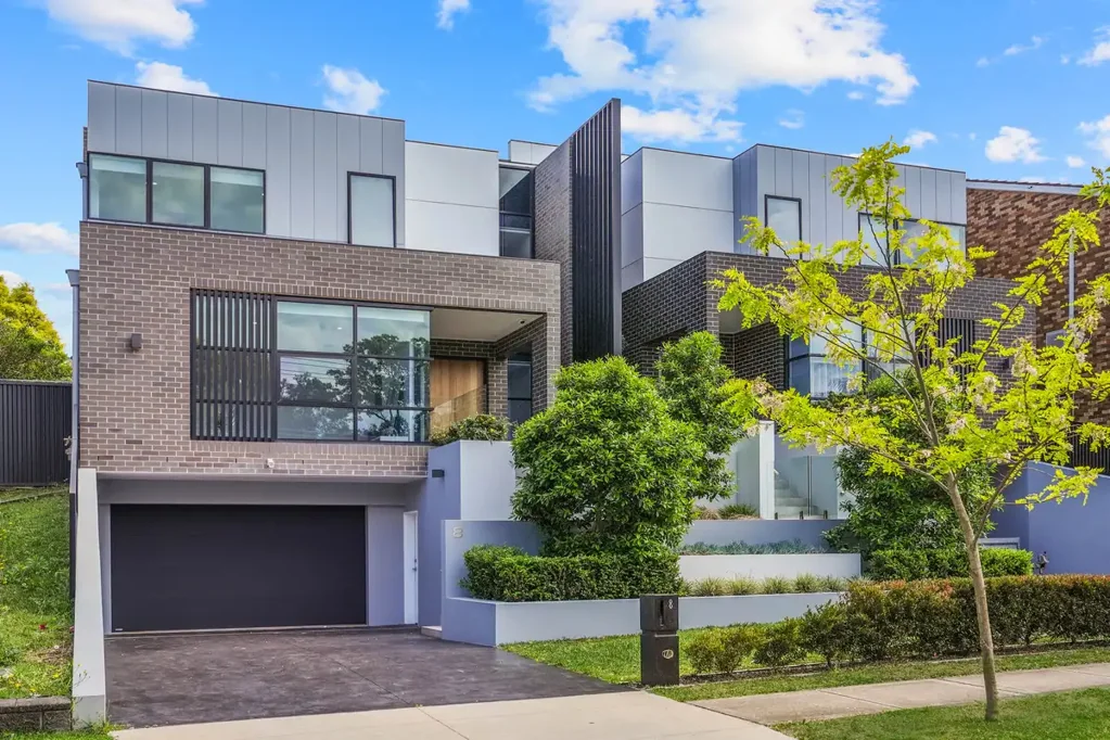 Epping 4બેડરૂમ Stylish Modern Duplex in Quiet Cul-de-Sac!