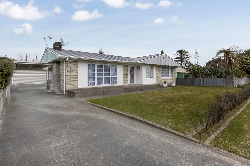 Levin 3 Bedroom Family Living in a Sought-After Location