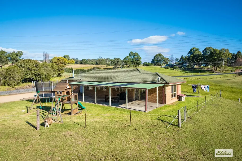 32 Max Slater Drive, Bega, NSW 2550