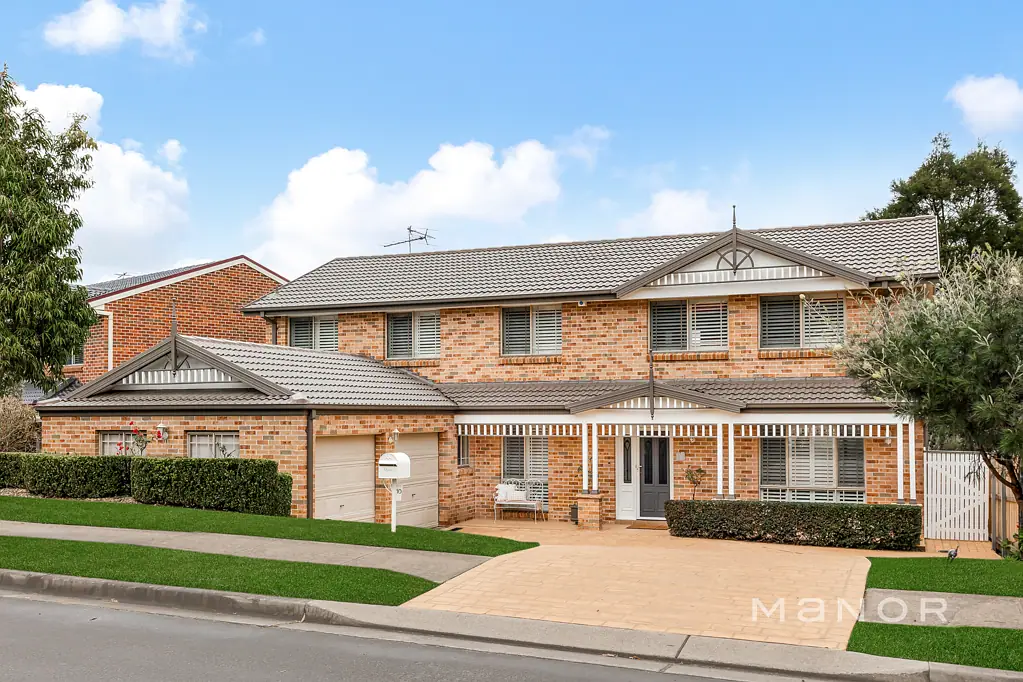 10 Glen Helen Grove, Dural, NSW 2158