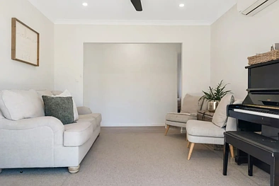 21 Canterbury Road, Emerald, QLD 4720, 5 chambres, 3 salles de bain, House