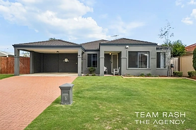 Bennett Springs 3બેડરૂમ Where Space Meets Lifestyle – A Beautifully Presented Family Home with Endless Potential"