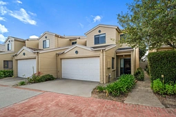 7/2 Dines Place, Bruce