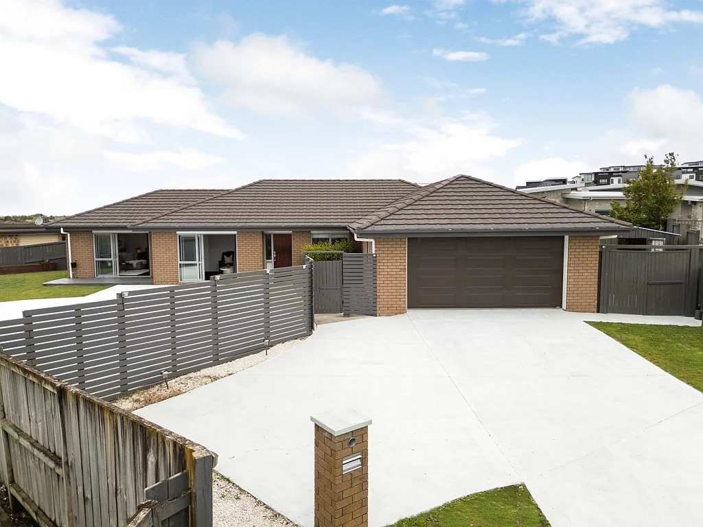 1 Glyll Close, Flagstaff, Hamilton, Waikato