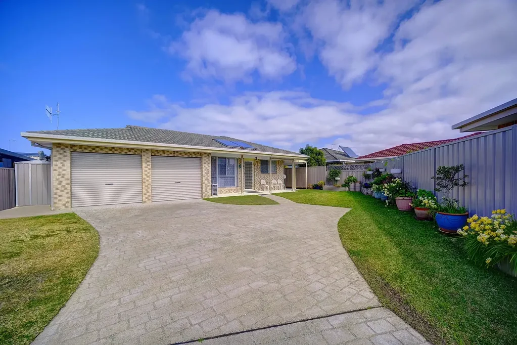 15-17 Vista Del Mar, Forster, NSW 2428