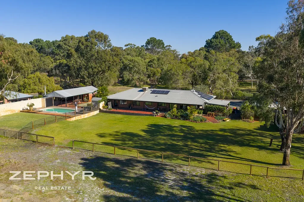 North Boyanup 4ਬੈੱਡਰੂਮ Six Acre Lifestyle Property With Space and Privacy.