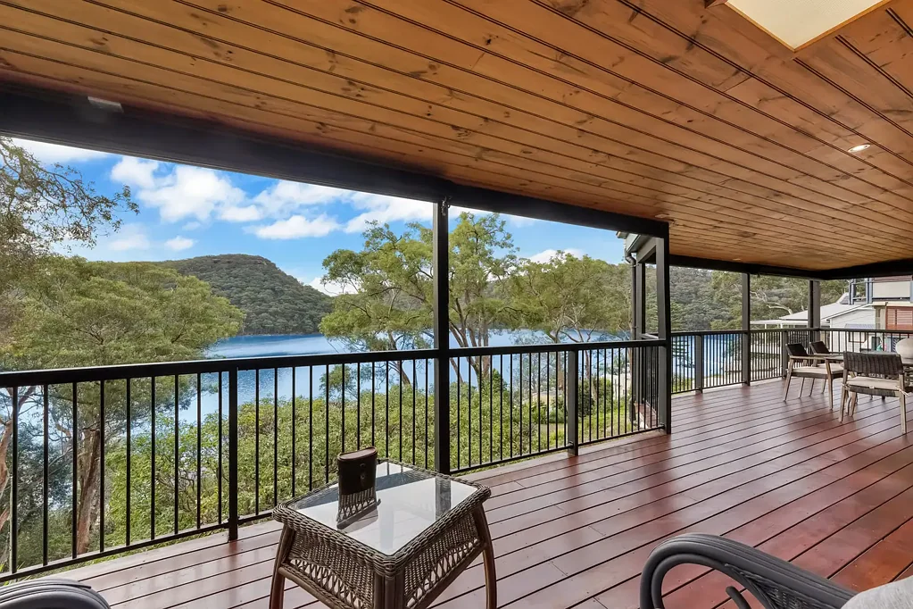 Woy Woy Bay 4Habitaciones Elevated Family Sanctuary with Spectacular Water Views