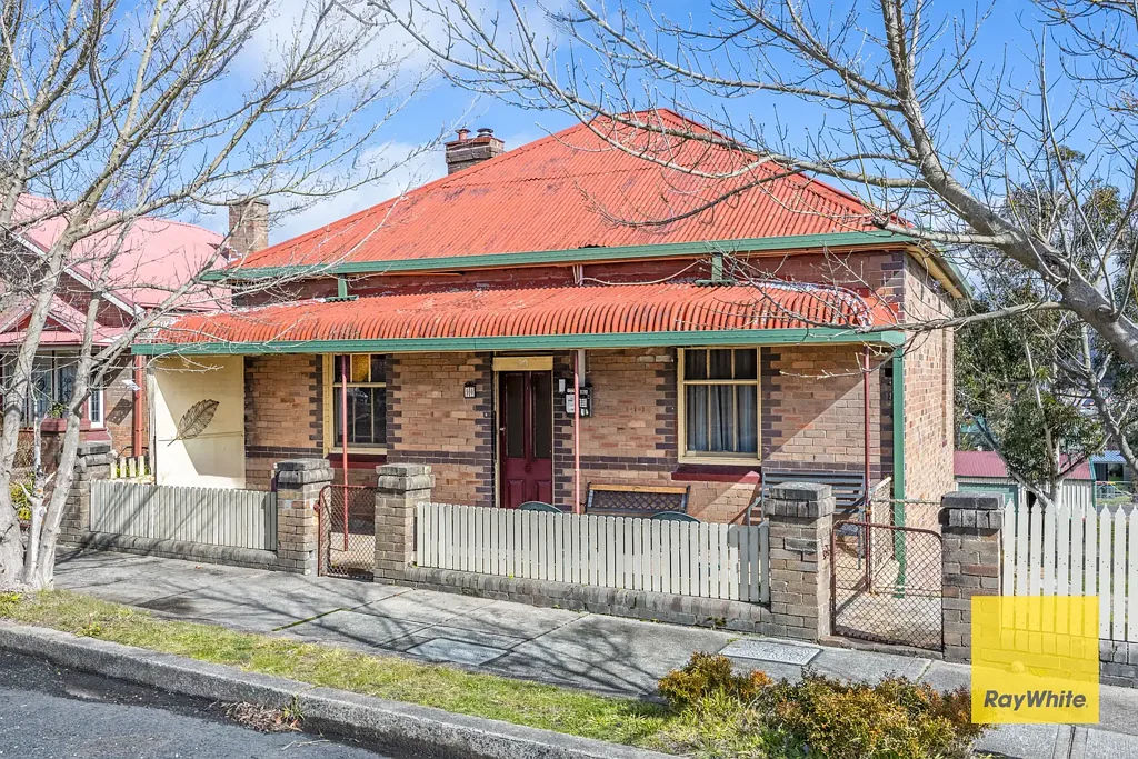 Lithgow 3 Slaapkamer Space, Versatility & Exceptional Workshop Potential