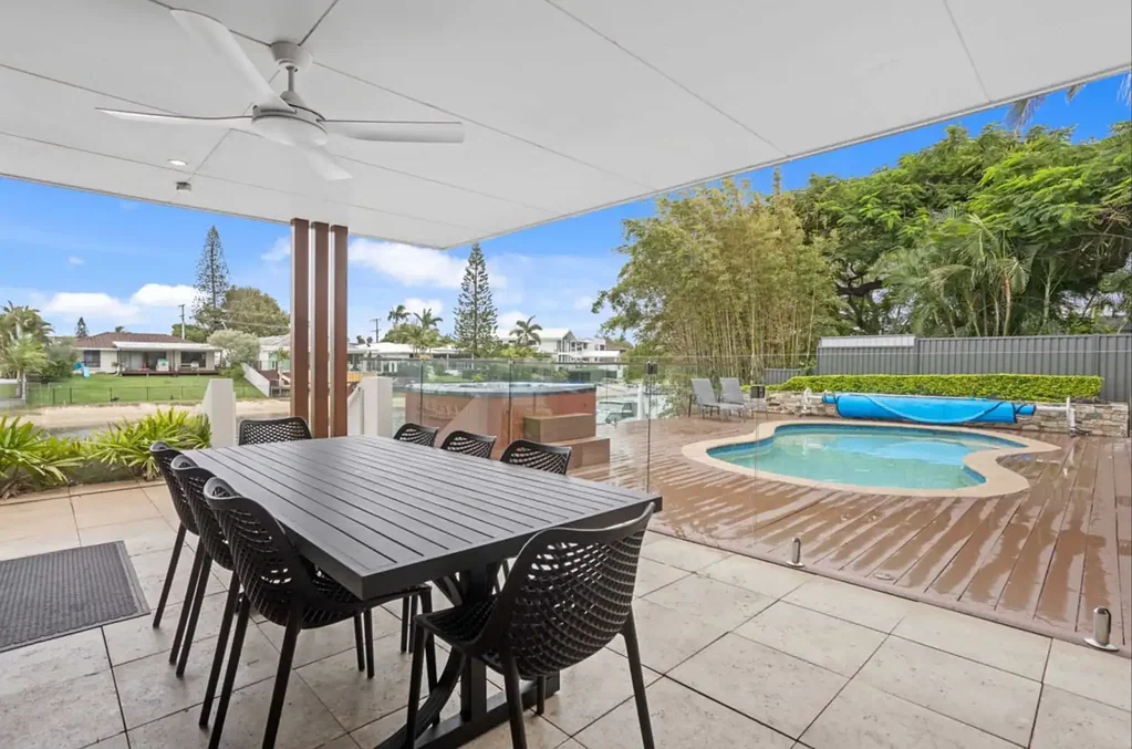 4-Bedroom Waterfront Home – Prime Location