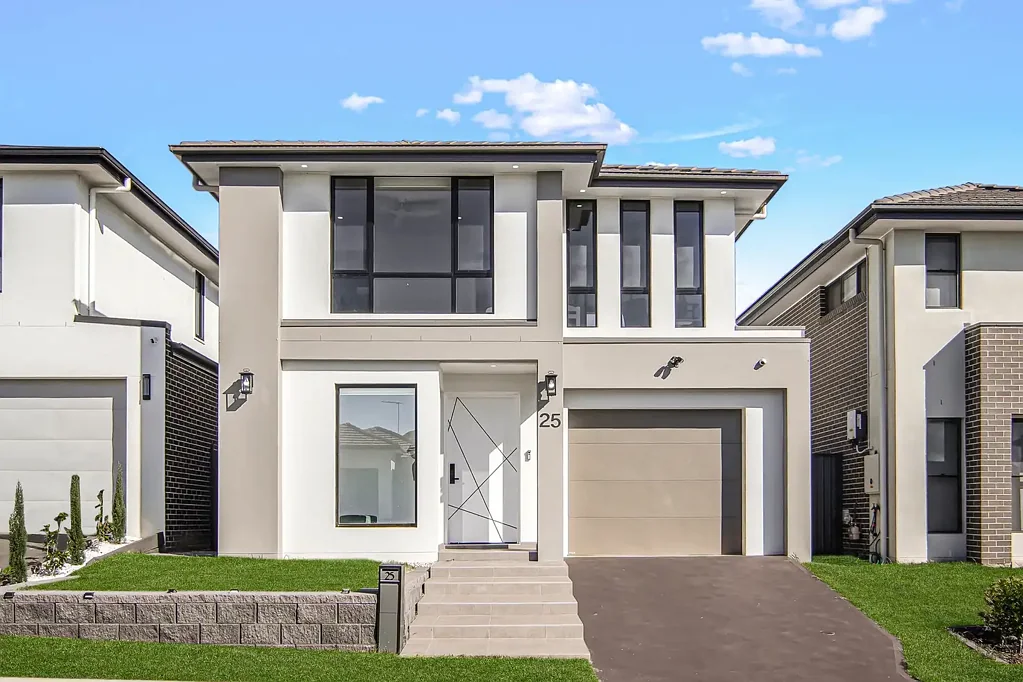 25 Tatham Road, Colebee, NSW 2761