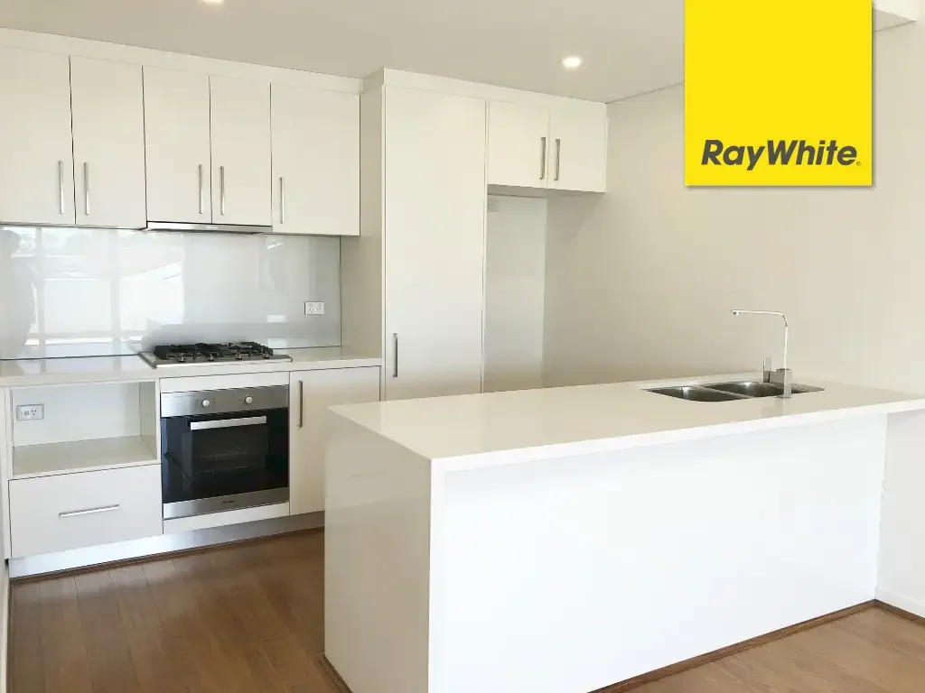 Huge As New Two Bedroom Residence With Air Conditioning In Prime Location