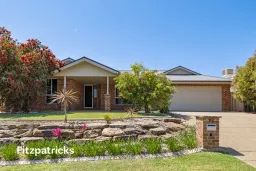 23 HUDSON DR, Lloyd