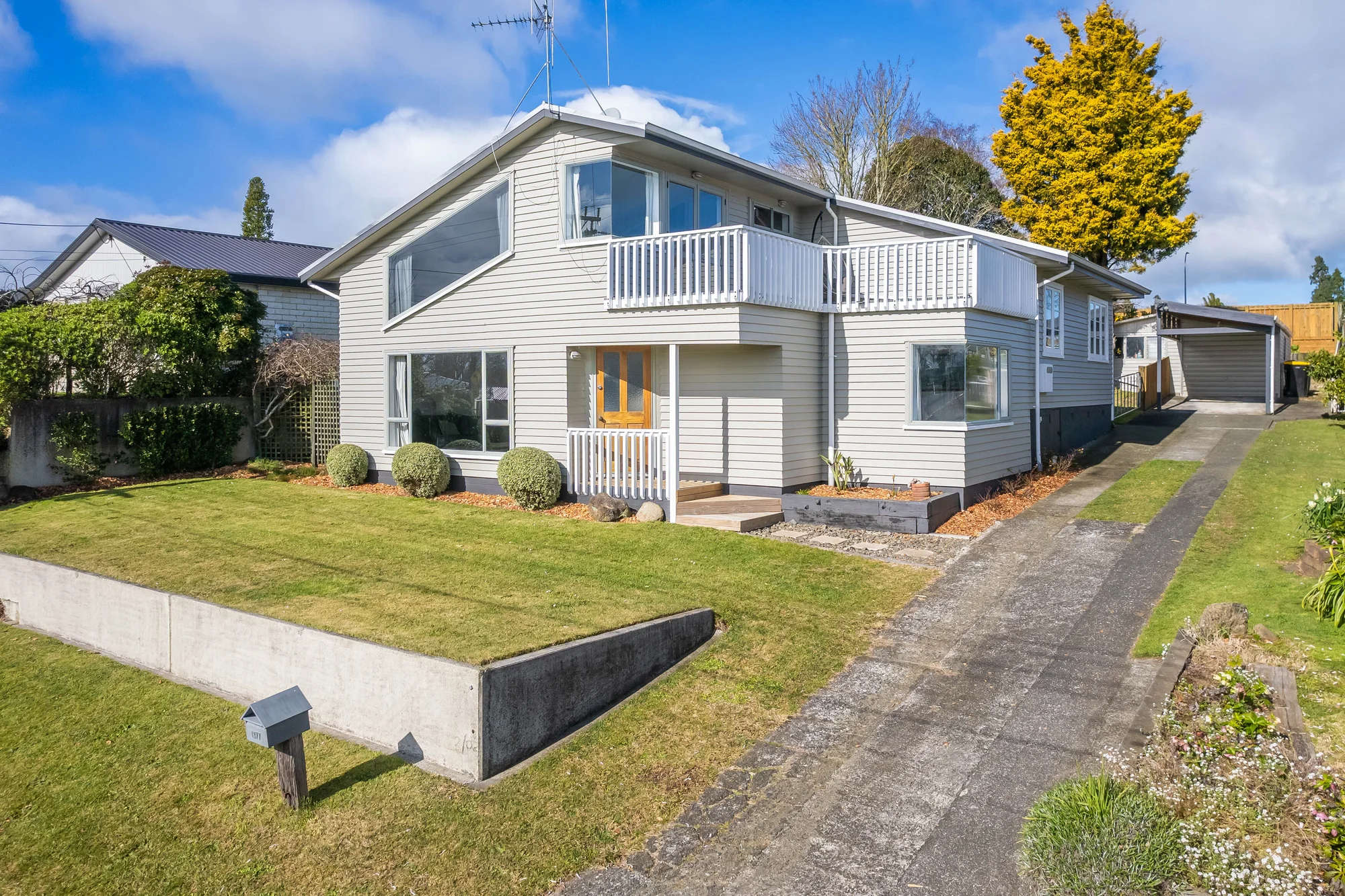 Te Awamutu 3房  Spacious split-level family living