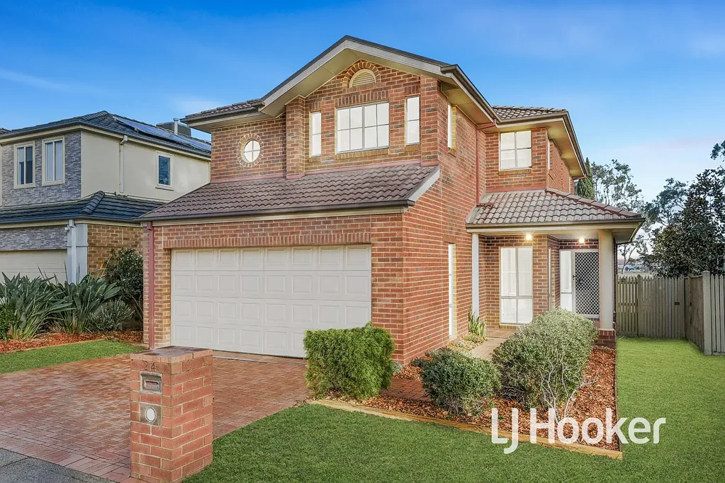 24 Yellowbox Crescent, Lyndhurst, VIC 3975