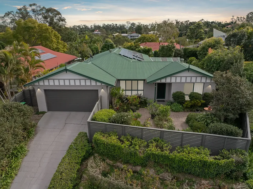 10 Ironwood Court, Arana Hills, QLD 4054