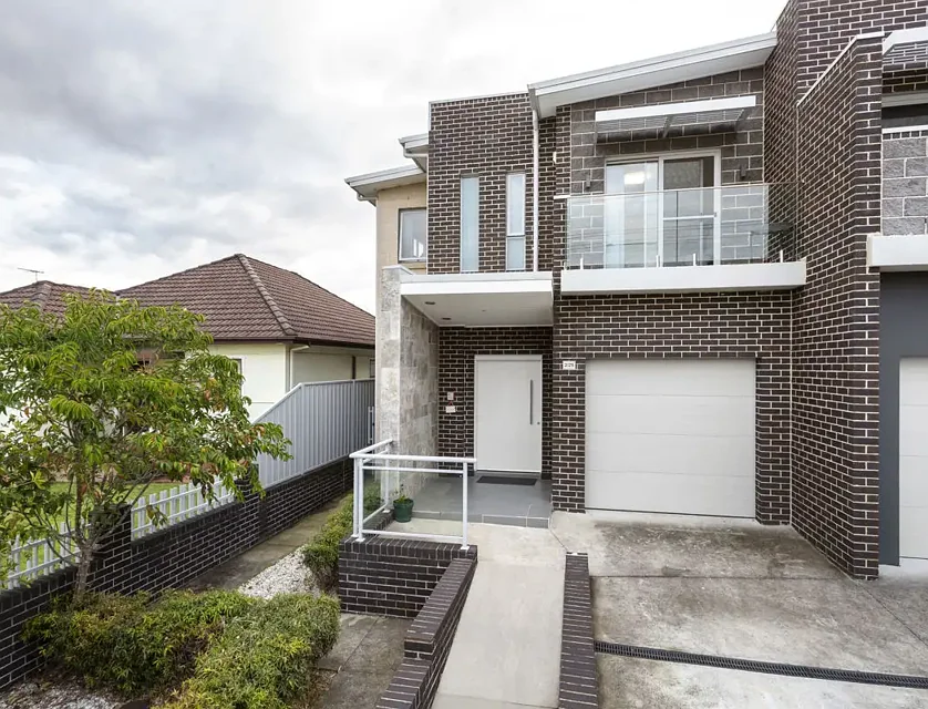 2/29 Chelmsford Road, South Wentworthville, Parramatta (Northwest suburbs), 5 ห้องนอน, 3 ห้องน้ำ, House