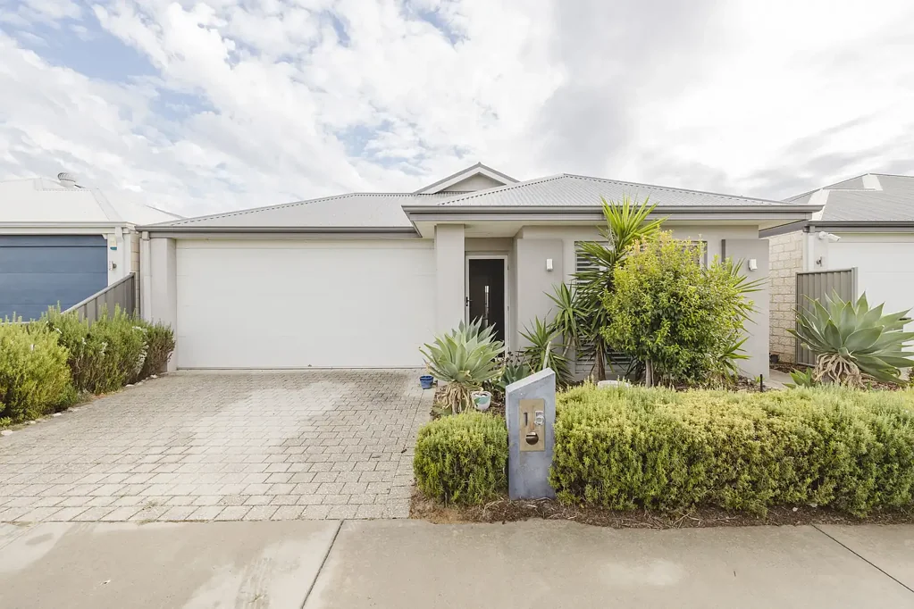 15 Everingham St, Clarkson, WA 6030
