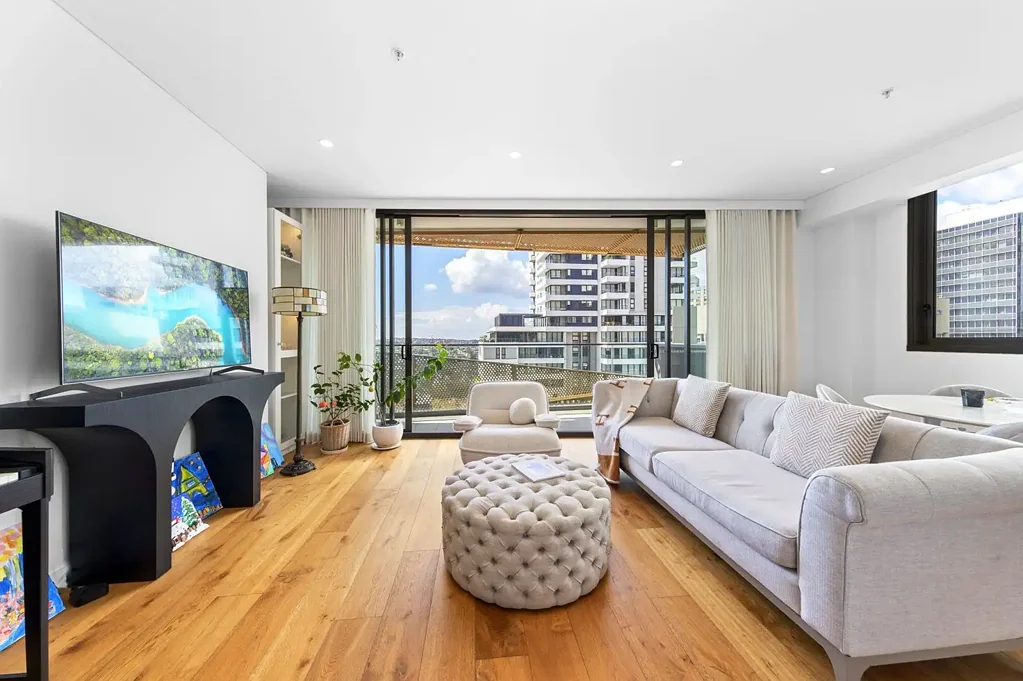 North Sydney 2બેડરૂમ Stunning Apartment Offering District Views In Unbeatable Location & Lifestyle