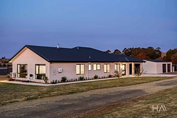 261 Ritchie Street, Westbury