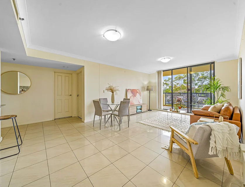 144/1-3 Beresford Road, Strathfield, Inner West, 2 ਕਮਰੇ, 2 ਬਾਥਰੂਮ, Apartment