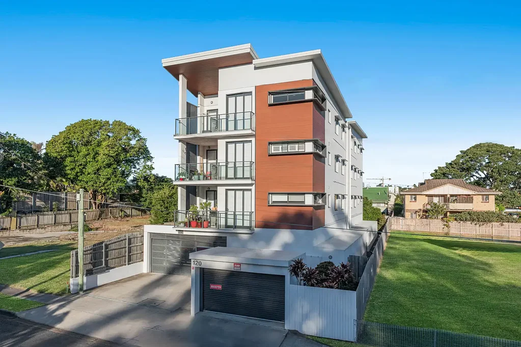 Wynnum 3ห้องนอน Spacious Apartment in Wynnum Central!
