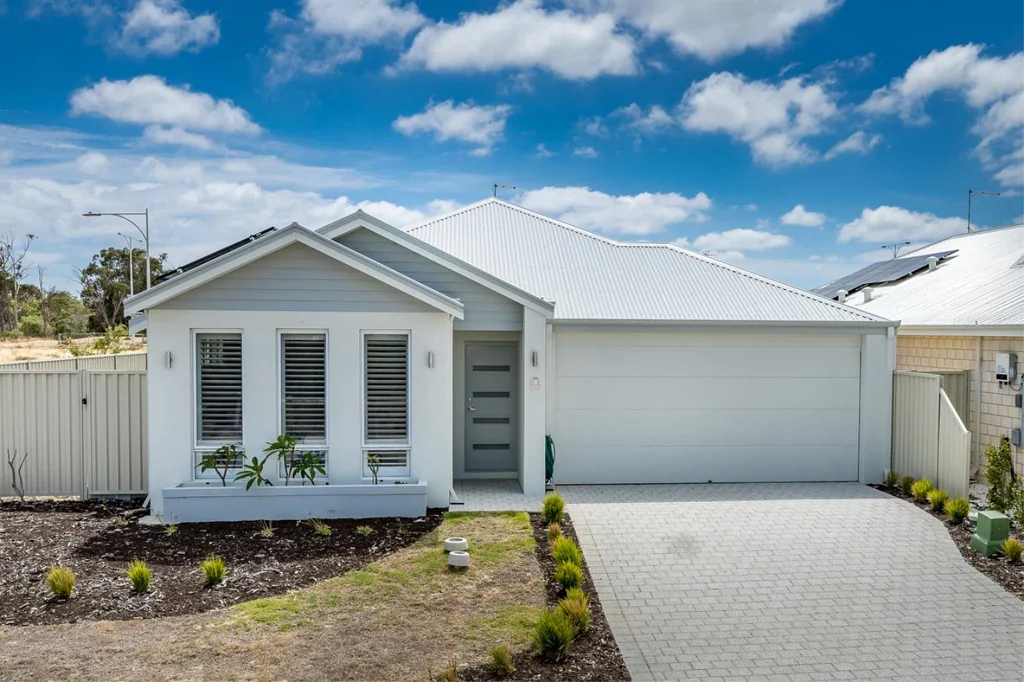 Alkimos 3 Bedroom UNDER OFFER - Featuring All Of the Extras!