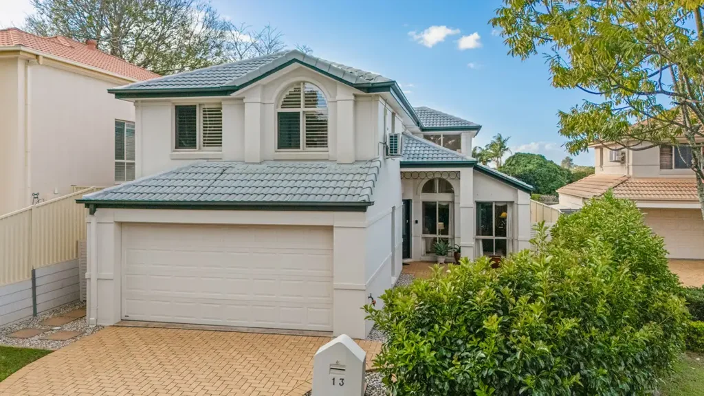 Aspley 4 Bedroom Immaculate Home in Quiet, Ultra-Convenient Pocket