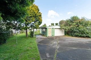 18 Bridge Avenue, Te Atatu South, Waitakere City