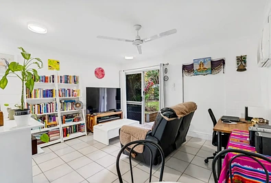 3/379 Mayers St, Edge Hill, QLD 4870, 2 Bedrooms, 1 Bathrooms, Apartment