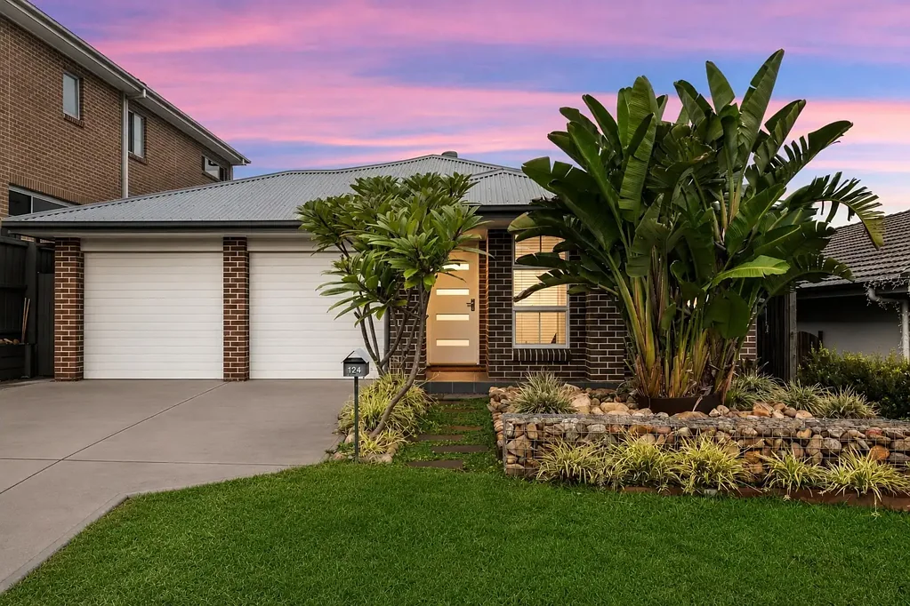 Tallawong 4房  Generously Sized Family Home in Tallawong's Popular Precinct