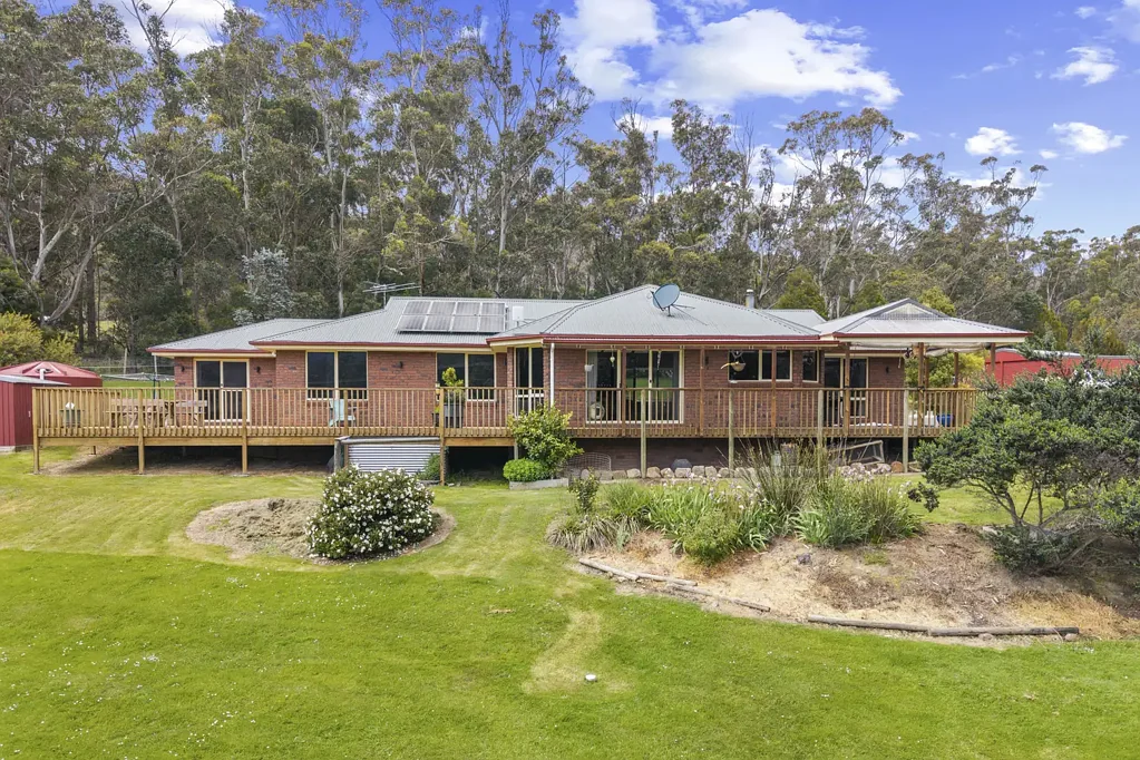 Allens Rivulet 5Kwarto Spacious Family Home on 2.5 Acres with Exceptional Views