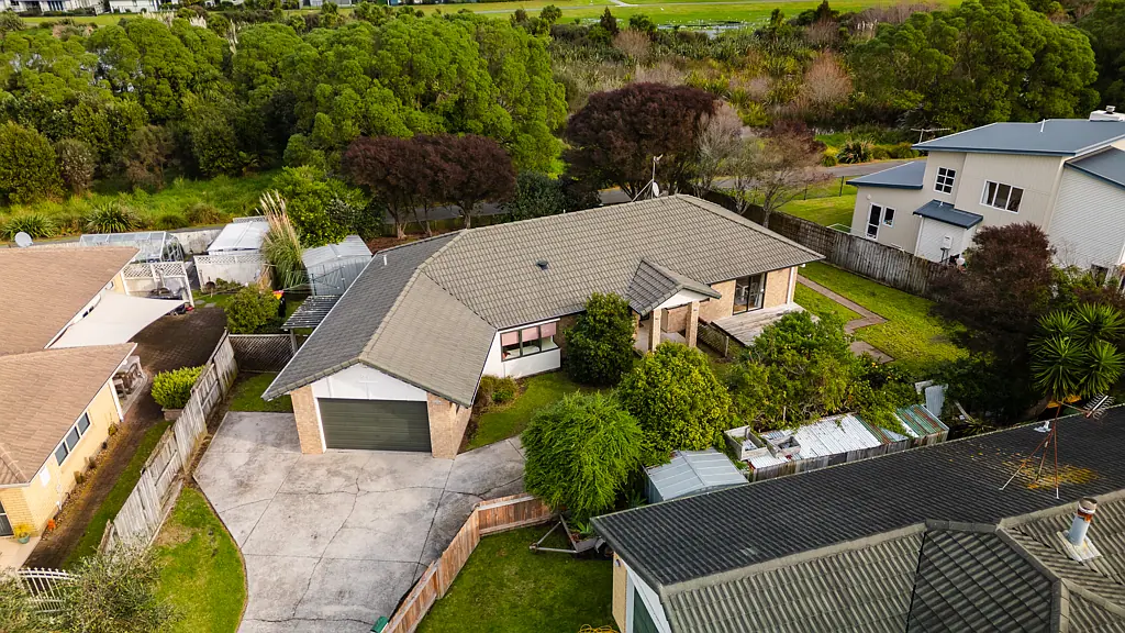 Papamoa 4침실 Peaceful, Private, and Packed with Potential