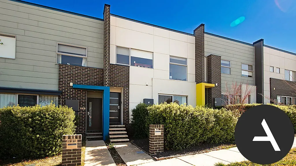 3 Bedroom Freestanding House in Casey...!