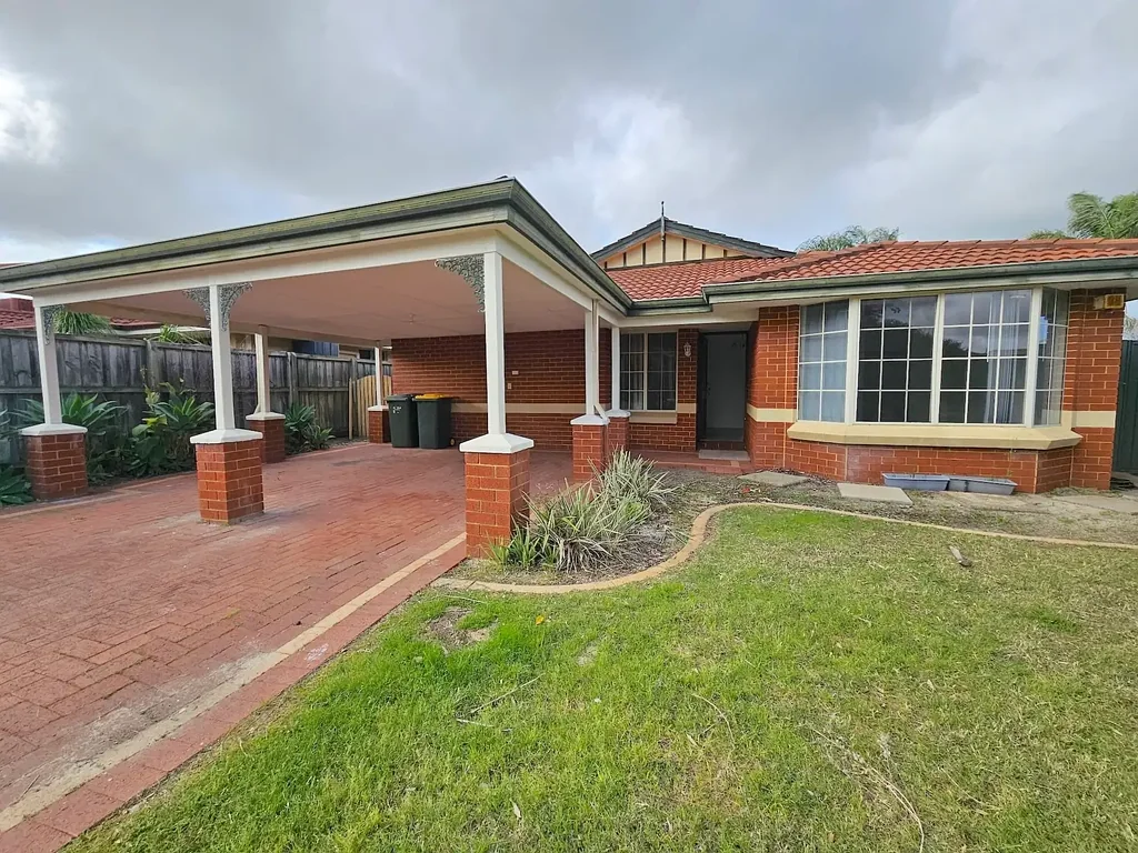 3x1 House in Ellenbrook with Alfresco