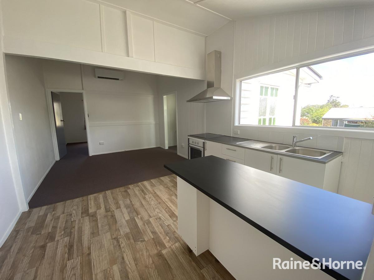 UNIT 2 3 RAILWAY TCE, KINGAROY QLD 4610, 0 Schlafzimmer, 0 Badezimmer, House