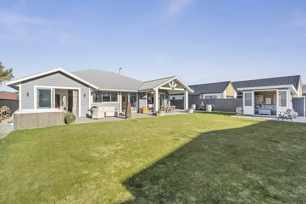 Cromwell 4ਬੈੱਡਰੂਮ A home designed for family and relaxed living