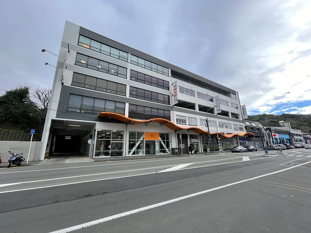 Thorndon Front and Centre at The Thorndon Centre