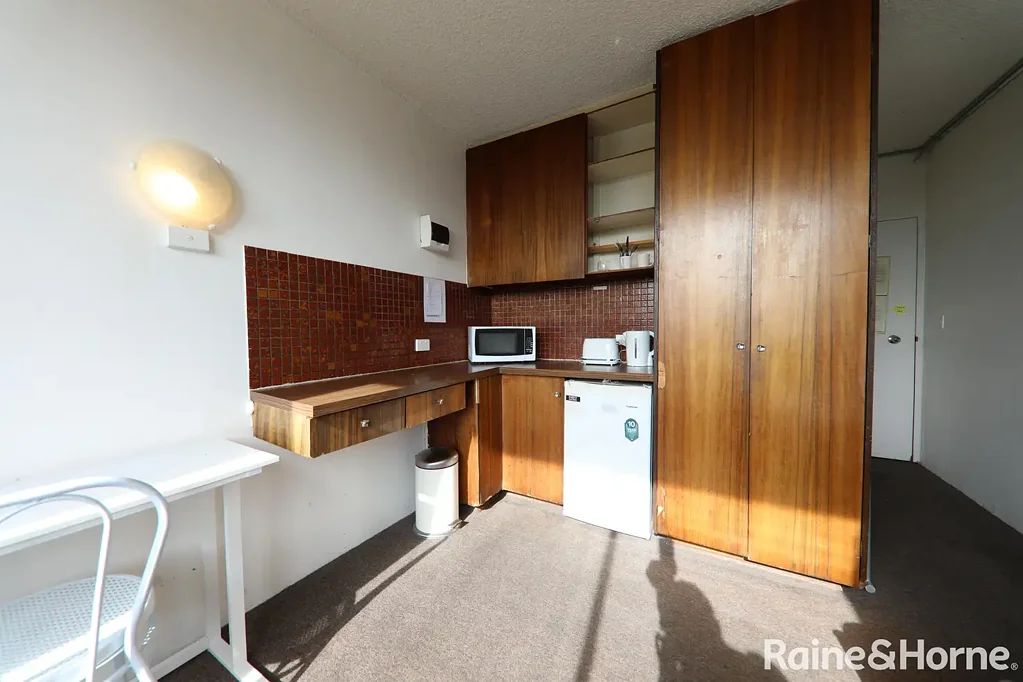 Affordable Studio Living in Convenient Kingsford