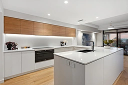11/296 Mill Point Road, South Perth
